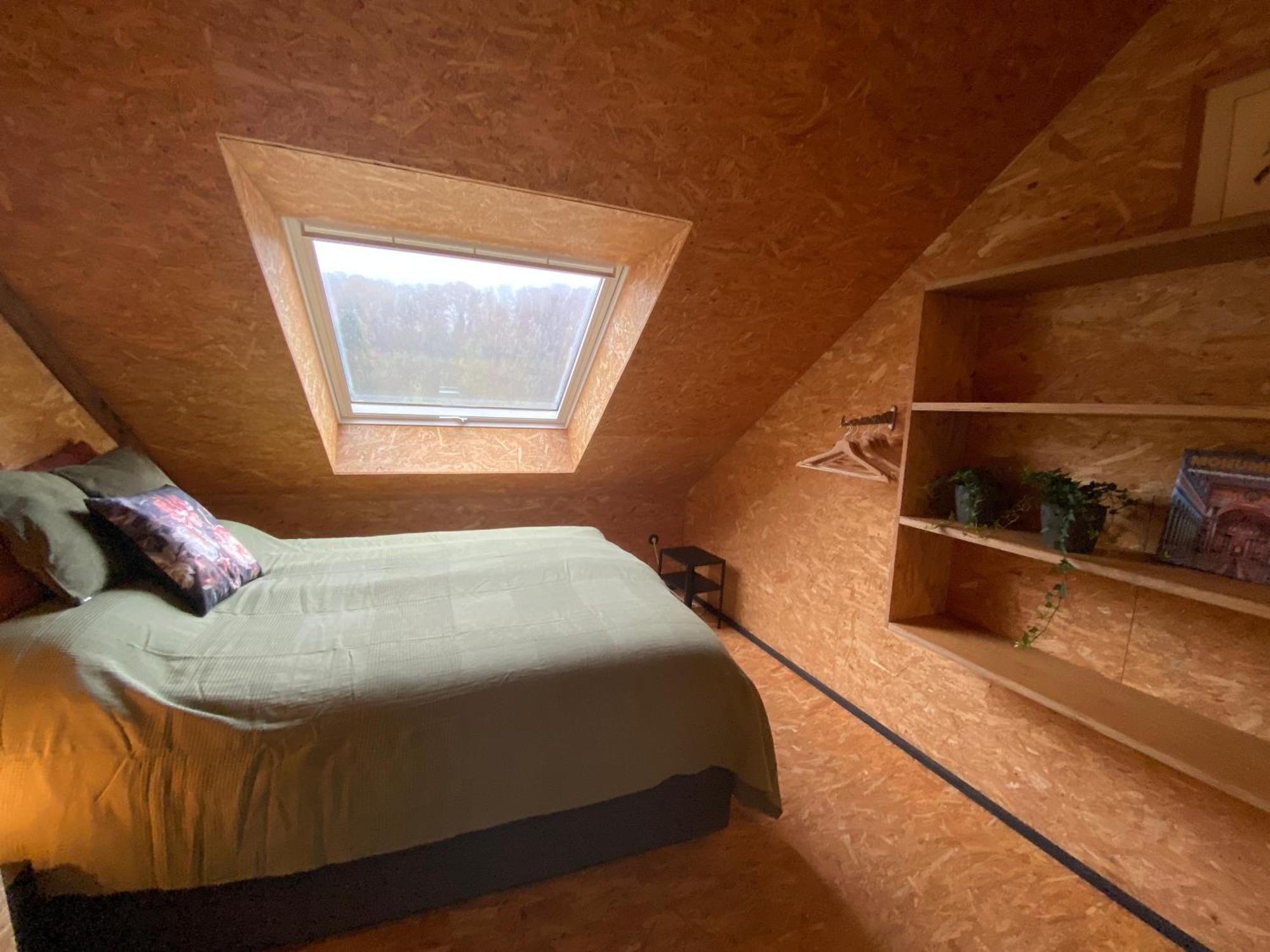 Un Der Attert - Celine'S Loft - Luxembourg Villa Boevange-sur-Attert Bagian luar foto